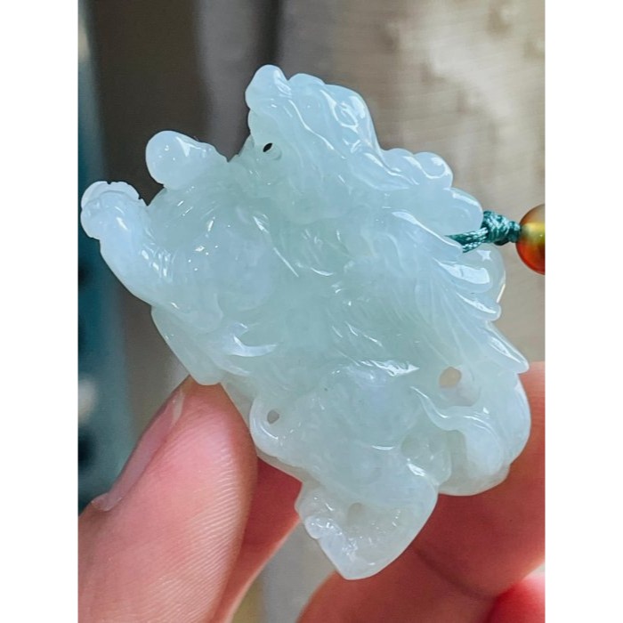 天然A貨緬甸玉 老坑藍綠全立體飛天貔貅翡翠玉墜 冰膠滿色藍綠 色滿勻稱清雅 霸氣鏤空手工精雕-細節圖4
