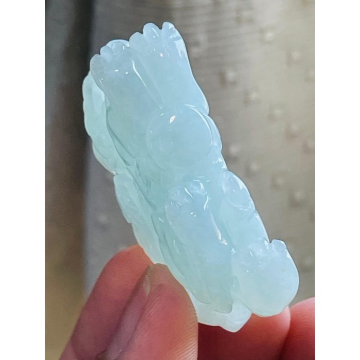 天然A貨緬甸玉 老坑藍綠全立體飛天貔貅翡翠玉墜 冰膠滿色藍綠 色滿勻稱清雅 霸氣鏤空手工精雕-細節圖6