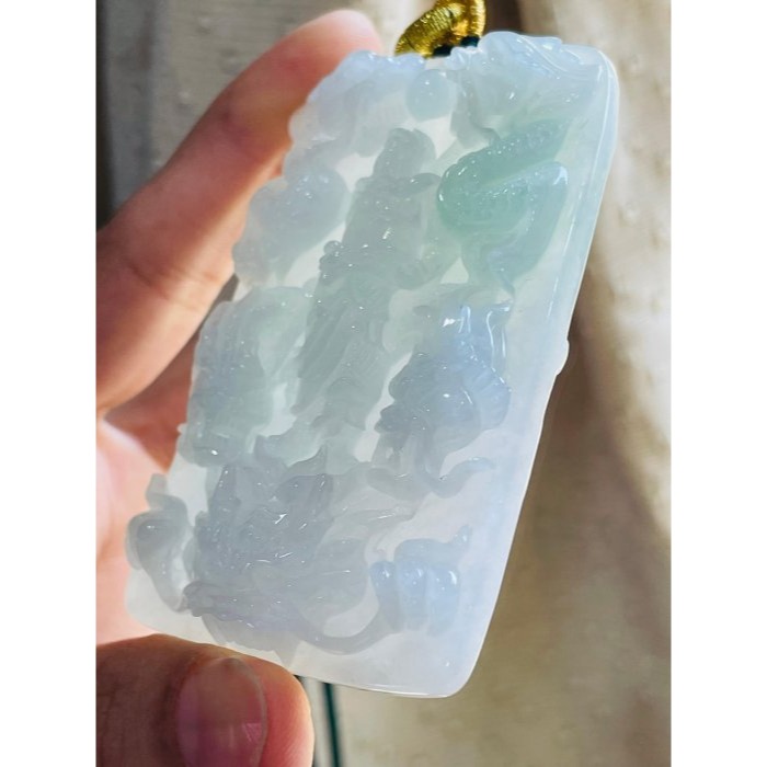 天然A貨緬甸玉 冰潤淡底色精工雕九龍關公翡翠玉牌 淡綠冰帶膠底庄 霸氣雕工法像精開 74牌形大器有份量請留意-細節圖5
