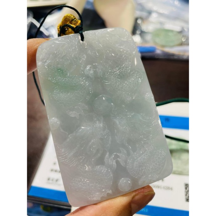 天然A貨緬甸玉 冰潤淡底色精工雕九龍關公翡翠玉牌 淡綠冰帶膠底庄 霸氣雕工法像精開 74牌形大器有份量請留意-細節圖10