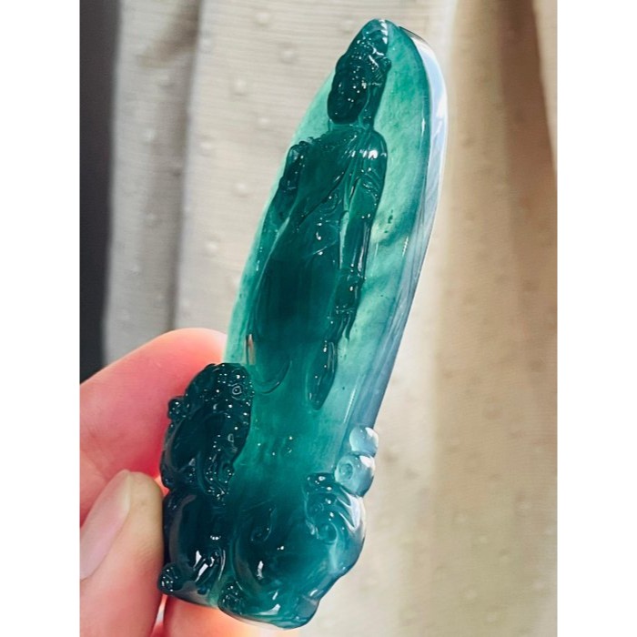 天然A貨翡翠 高冰危綠精雕文殊菩薩翡翠佛牌 老藍水透綠冰種瓜料 精開慈悲莊嚴法像-細節圖6