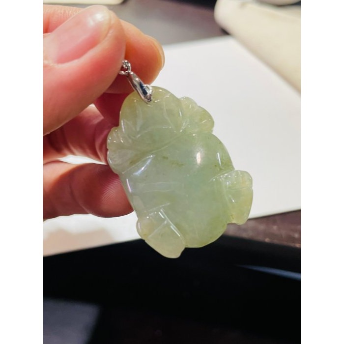 天然A貨緬甸玉 冰潤油綠滿載而歸招財龍龜翡翠擺件 起冰滿綠底色帶灑金 型飽滿工不含糊-細節圖9