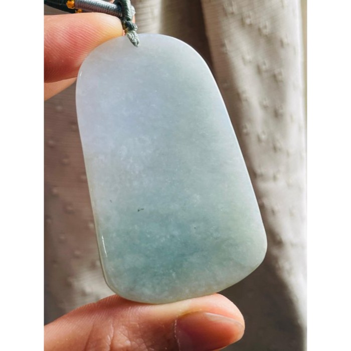 天然A貨緬甸玉 冰潤藍綠九天玄女翡翠佛牌 清雅淡藍綠 底庄乾淨透手影一刀切牌形 法像清晰-細節圖6