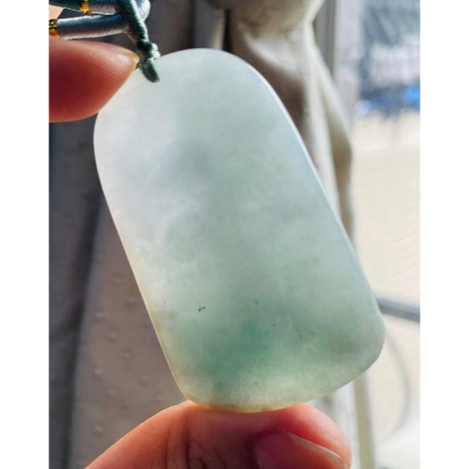 天然A貨緬甸玉 冰潤藍綠九天玄女翡翠佛牌 清雅淡藍綠 底庄乾淨透手影一刀切牌形 法像清晰-細節圖7