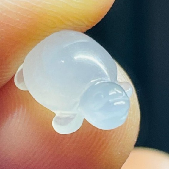 天然A貨緬甸玉 冰膠瑪瑙底白冰手工雕平安龜翡翠裸石 冰膠起光感剛剛龜 晶透爆光好水頭-細節圖9