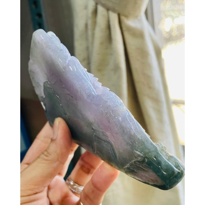 天然A貨緬甸玉 冰潤春帶彩手工雕雲煙紫氣翡翠山水擺件 冰煙紫漸入油綠 雙彩色分明 遠山近霧意境感佳-細節圖6