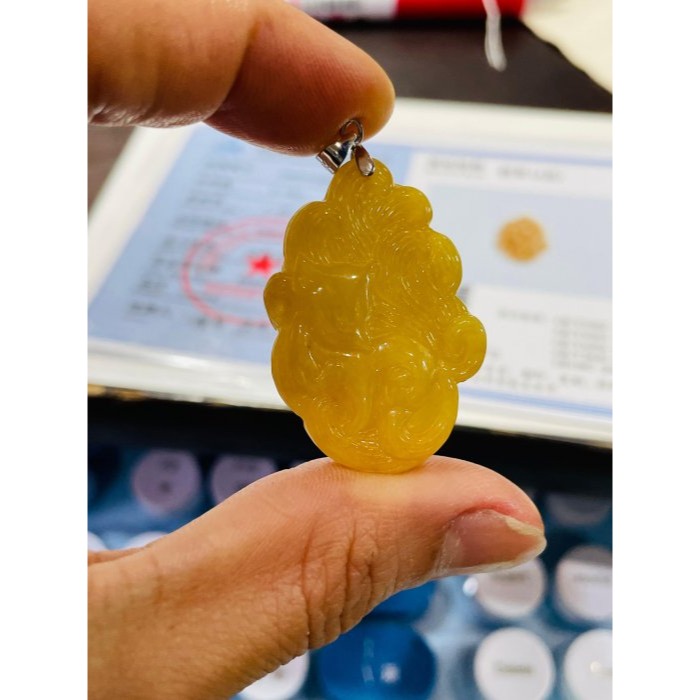 天然A貨緬甸玉 溫潤橙黃滿色黃金九尾狐狸翡翠玉墜 色滿勻稱 油亮成色飽和 不大配帶無壓力-細節圖9
