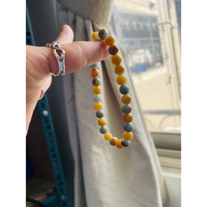 天然A貨緬甸玉 老坑多寶鴛鴦漸變紅7.5mm圓珠翡翠珠串/手鍊 內圍18cm 老熟油亮多彩 紅.黃.綠 顆顆圓潤透光-細節圖7