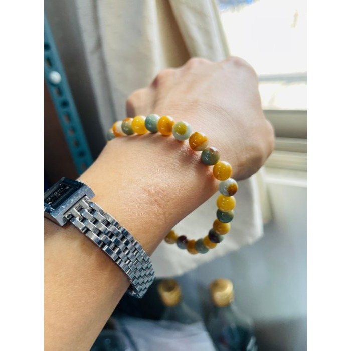 天然A貨緬甸玉 老坑多寶鴛鴦漸變紅7.5mm圓珠翡翠珠串/手鍊 內圍18cm 老熟油亮多彩 紅.黃.綠 顆顆圓潤透光-細節圖8