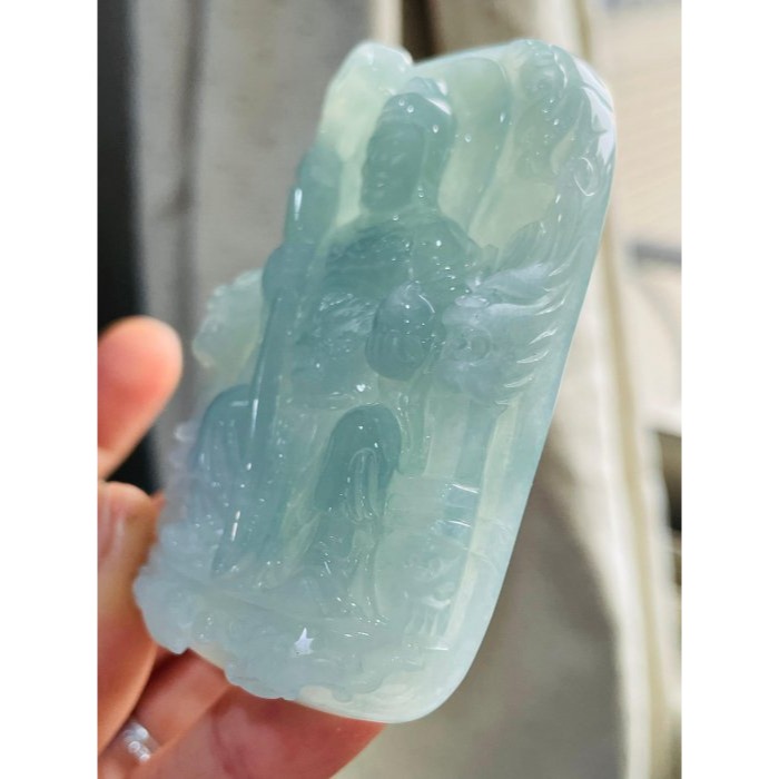 天然A貨緬甸玉 老坑藍綠獨家精工雕瑤池金母/王母娘娘翡翠佛牌 冰起膠底 法像精開 雙面精雕磨砂 厚庄方正牌形-細節圖4