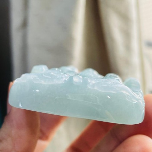 天然A貨緬甸玉 老坑藍綠獨家精工雕瑤池金母/王母娘娘翡翠佛牌 冰起膠底 法像精開 雙面精雕磨砂 厚庄方正牌形-細節圖5