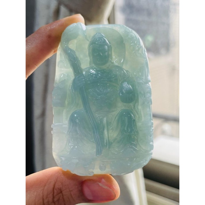 天然A貨緬甸玉 老坑藍綠獨家精工雕瑤池金母/王母娘娘翡翠佛牌 冰起膠底 法像精開 雙面精雕磨砂 厚庄方正牌形-細節圖8
