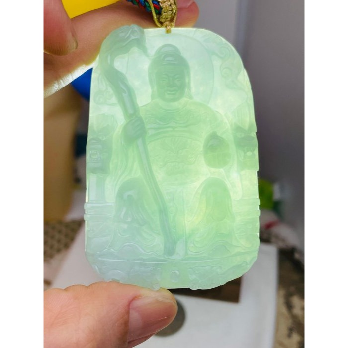 天然A貨緬甸玉 老坑藍綠獨家精工雕瑤池金母/王母娘娘翡翠佛牌 冰起膠底 法像精開 雙面精雕磨砂 厚庄方正牌形-細節圖9