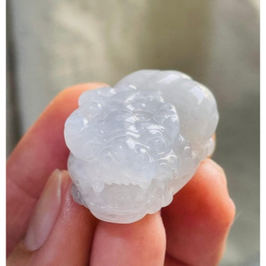 天然A貨緬甸玉 冰潤白冰手工巧雕招財貔貅翡翠玉墜 起冰好水頭 帶芝麻點 頭大圓臀-細節圖2