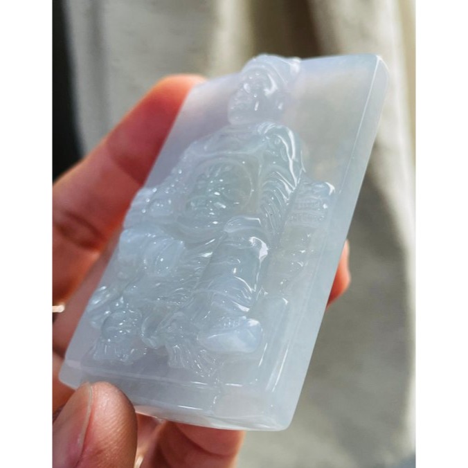天然A貨緬甸玉 膠潤粉藍綠精工雕廣澤尊王翡翠佛牌 起冰帶膠潤底庄 透手方正64牌形 精開張眼法像-細節圖4