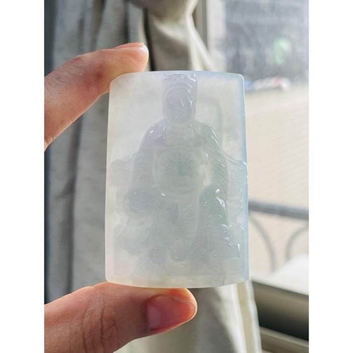 天然A貨緬甸玉 膠潤粉藍綠精工雕廣澤尊王翡翠佛牌 起冰帶膠潤底庄 透手方正64牌形 精開張眼法像-細節圖8