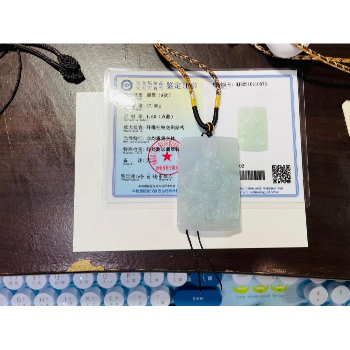 天然A貨緬甸玉 膠潤粉藍綠精工雕廣澤尊王翡翠佛牌 起冰帶膠潤底庄 透手方正64牌形 精開張眼法像-細節圖11