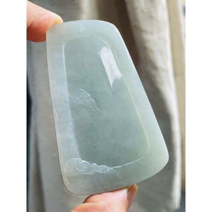 天然A貨緬甸玉 冰潤青綠精雕文武關公翡翠玉牌 勻稱膠潤底庄 色滿色勻 法像精開 工細立體 大器64牌形-細節圖6