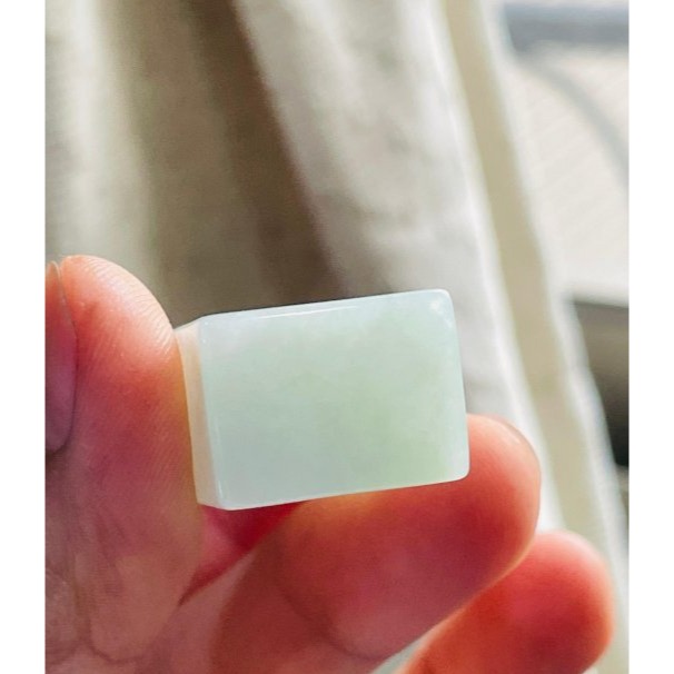 天然A貨緬甸玉 冰潤淡綠底色手工雕滿載而歸龍龜翡翠印章/方印/私章 起冰帶膠潤 淡綠滿底色-細節圖8