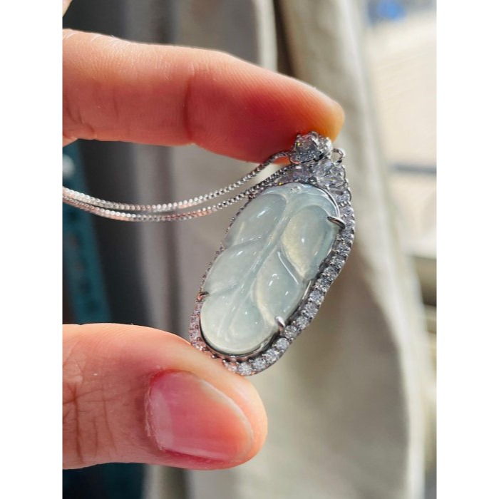 天然A貨緬甸玉 冰晴水大業有成/葉子翡翠玉墜 晶透滿底色 起光感種好水長透手影-細節圖4