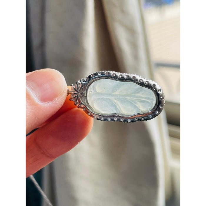天然A貨緬甸玉 冰晴水大業有成/葉子翡翠玉墜 晶透滿底色 起光感種好水長透手影-細節圖6