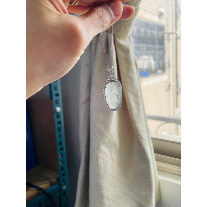 天然A貨緬甸玉 冰晴水大業有成/葉子翡翠玉墜 晶透滿底色 起光感種好水長透手影-細節圖8