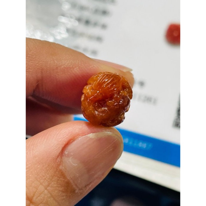 天然A貨緬甸玉 冰亮紅360度環繞微雕一條龍翡翠小龍珠 老熟起冰油亮 色滿勻稱 天然冰紅肉通孔頂珠-細節圖10