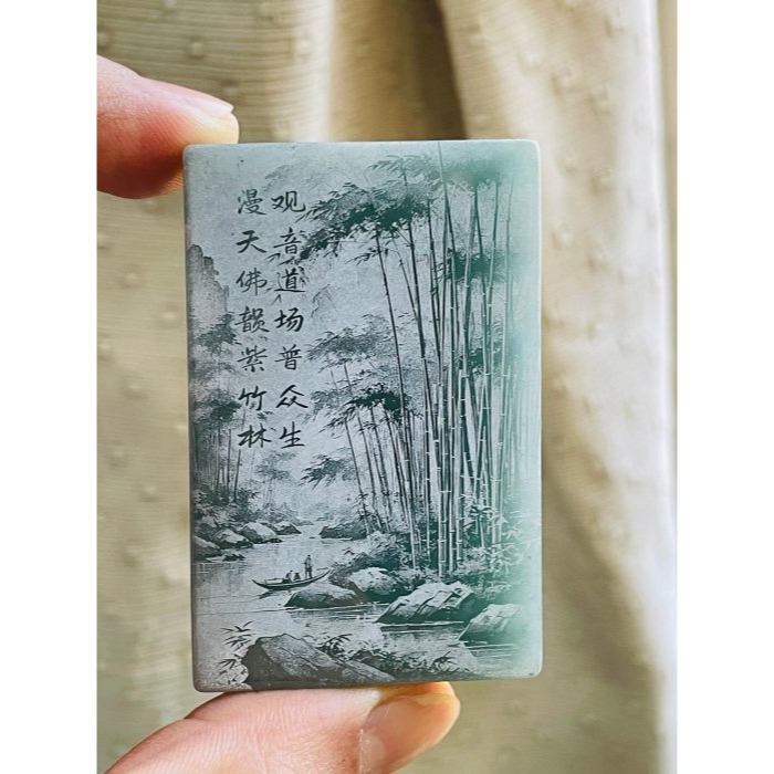 冰潤危藍雷射雕合掌觀音翡翠佛牌 全透光滿藍綠瓜料 方正牌形 噴砂影雕精致顯工-細節圖5