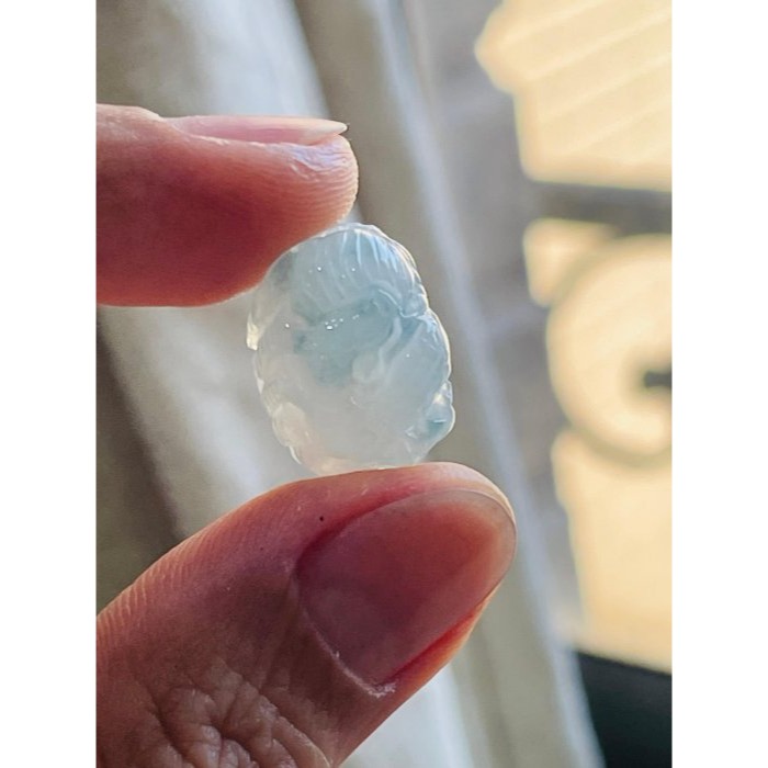 天然A貨緬甸玉 冰飄花手工360度環繞滿雕一條龍翡翠龍珠/頂珠 起光晶透無棉底妝 滿滿藍花點綴-細節圖7