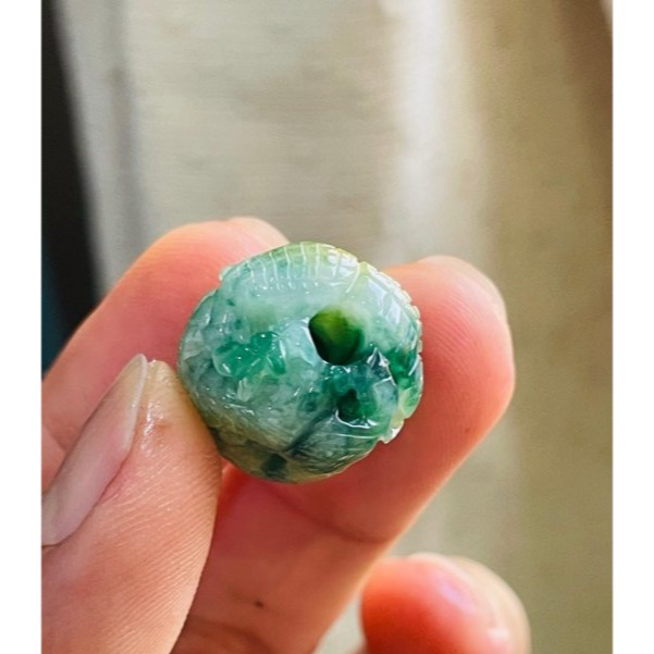 天然A貨緬甸玉 老坑黃加綠三彩手工無死角巧雕一條龍翡翠大龍珠 辣綠花 冰黃360度環繞全帶色 冰潤艷色16咪珠-細節圖7