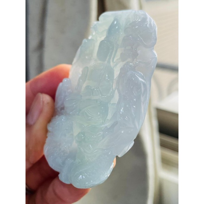 天然A貨緬甸玉 冰種藍綠雙面精工九龍寶珠觀音翡翠佛牌 晶透起光淡藍青底色 法像精開磨砂 附台證-細節圖6