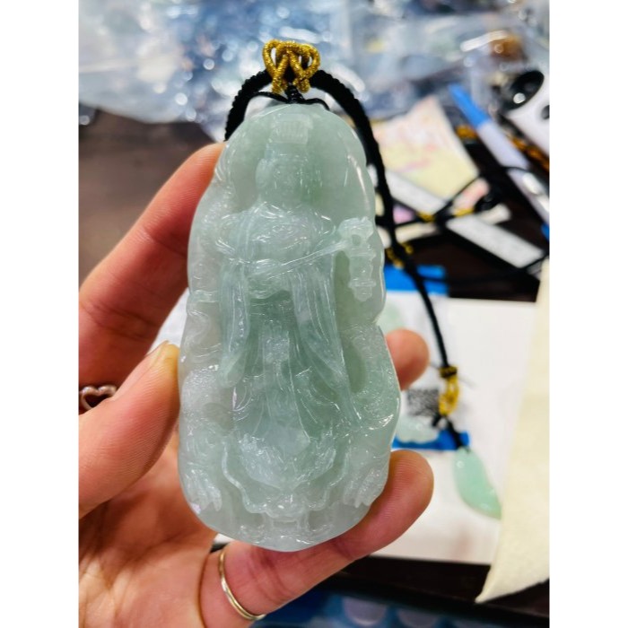 天然A貨緬甸玉 冰膠晴綠雙面精工獨家版天上聖母/提燈媽祖翡翠佛牌 色滿勻稱過底 千順護航祖廟加持 法像精開 工藝精湛-細節圖10