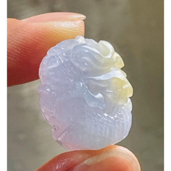 天然A貨緬甸玉 冰種白冰俏金360度環繞滿雕鴻運當頭一條龍翡翠大龍珠/頂珠 純冰晶瑩剔透 一抹冰黃畫龍點睛 霸氣16咪冰-細節圖2