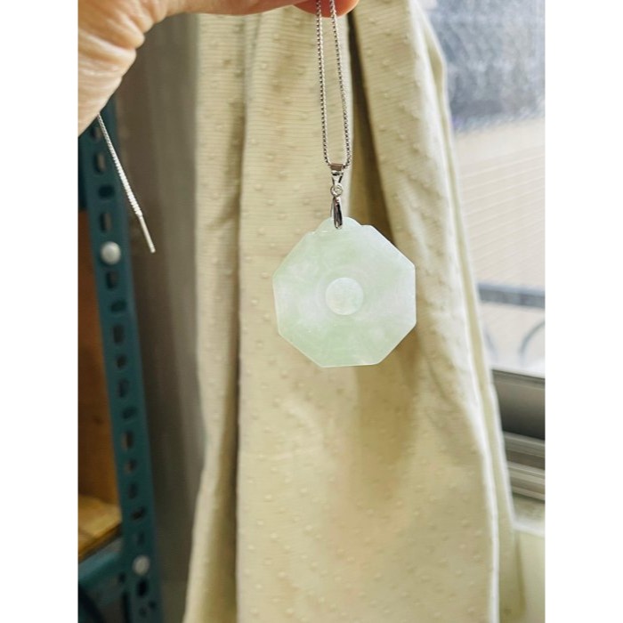 天然A貨緬甸玉 冰潤淡底色太極八卦翡翠玉墜 起冰淡綠 色淡能見色 透手影帶水頭 配戴無壓力大小-細節圖8