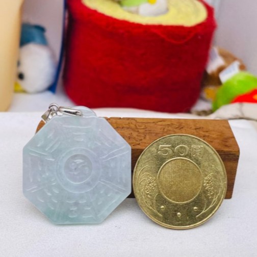 天然A貨緬甸玉 冰潤小飄花太極八卦翡翠玉墜 晶透起冰 飄綠絲小綠花 透手好水頭 配戴無壓力大小-細節圖3