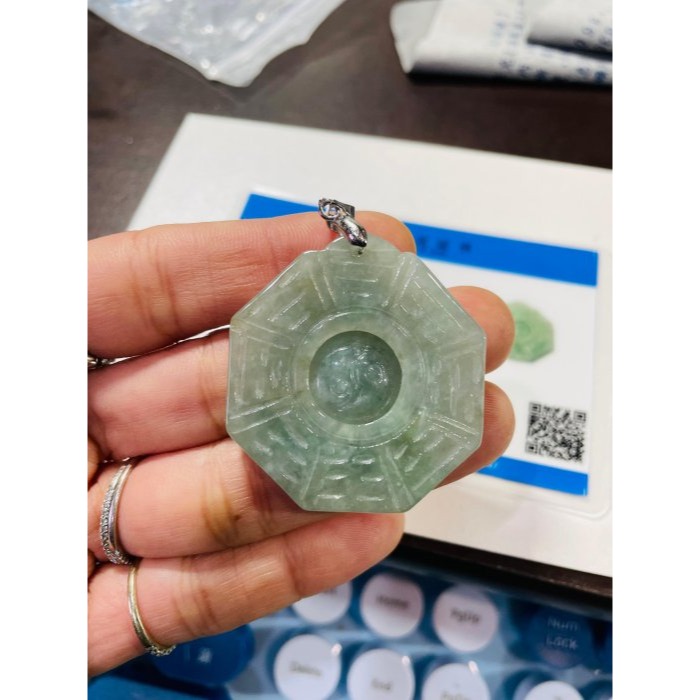 天然A貨緬甸玉 冰潤晴藍太極八卦翡翠玉墜 乾淨無色根底妝 透手冰油青 大小配戴合宜-細節圖8
