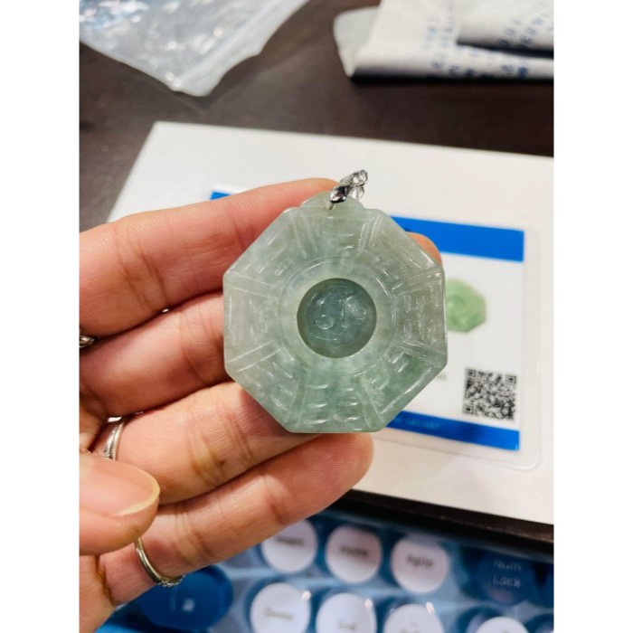 天然A貨緬甸玉 冰潤晴藍太極八卦翡翠玉墜 乾淨無色根底妝 透手冰油青 大小配戴合宜-細節圖9