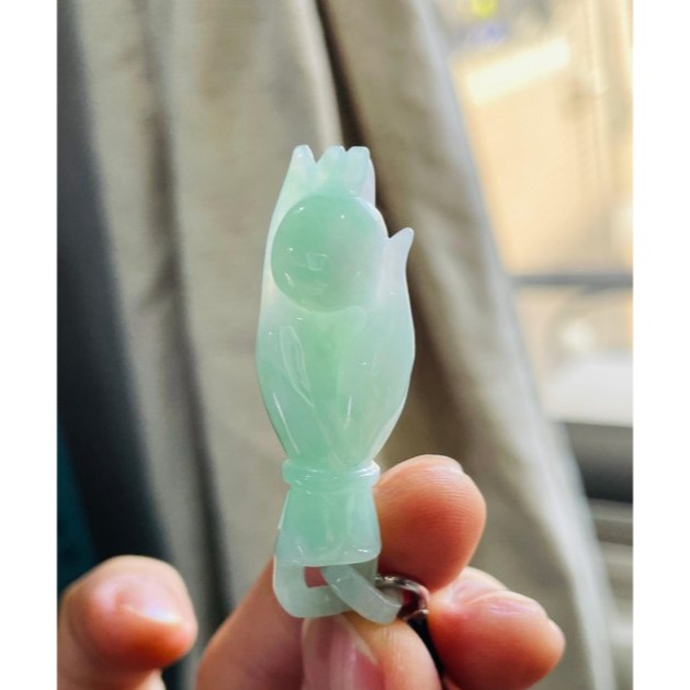 天然A貨緬甸玉 老坑冰膠果綠手工雕掌上明珠翡翠玉墜 起光感膠潤底妝 飽滿掌心優美佛手-細節圖6