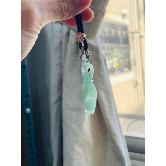 天然A貨緬甸玉 老坑冰膠果綠手工雕掌上明珠翡翠玉墜 起光感膠潤底妝 飽滿掌心優美佛手-細節圖7