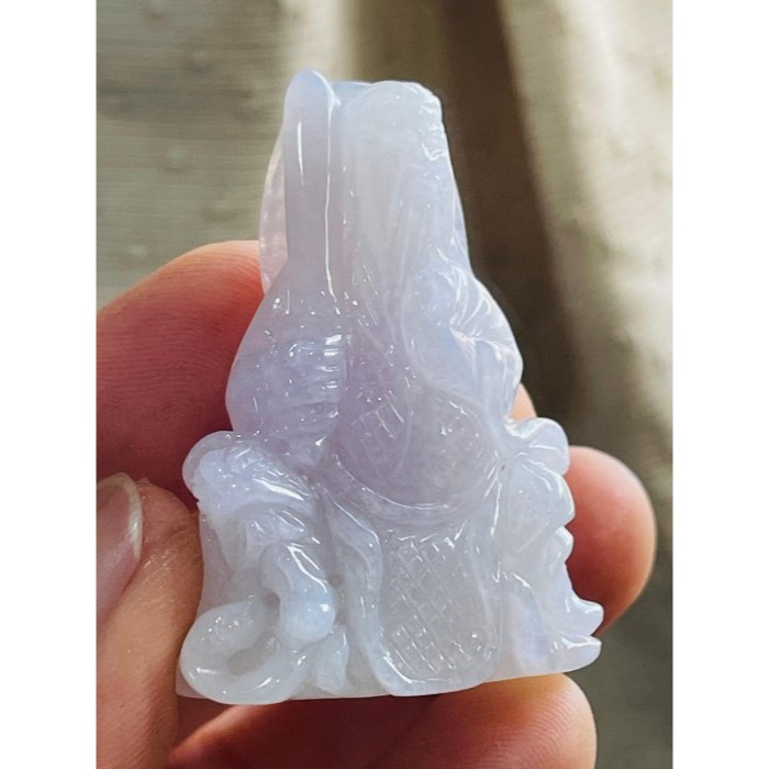 天然A貨緬甸玉 冰潤淡紫立體雕玄天上帝翡翠玉墜 淡粉紫底色近白 一抹能見紫 易配戴大小-細節圖2