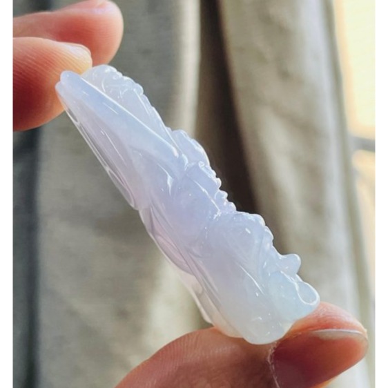 天然A貨緬甸玉 冰潤淡紫立體雕玄天上帝翡翠玉墜 淡粉紫底色近白 一抹能見紫 易配戴大小-細節圖4