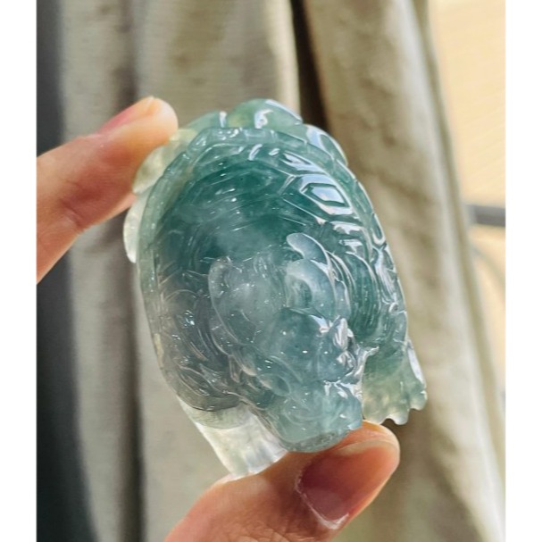 天然A貨緬甸玉 冰種湖綠手雕精工滿載而歸龍龜翡翠玉墜/擺件 冰透光感QQ果凍膠底 老坑帶綠冰料-細節圖7
