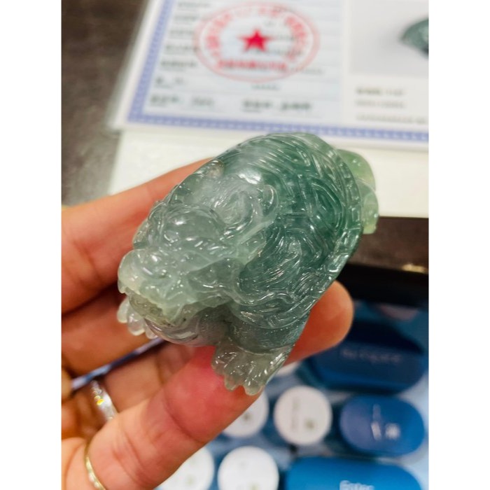 天然A貨緬甸玉 冰種湖綠手雕精工滿載而歸龍龜翡翠玉墜/擺件 冰透光感QQ果凍膠底 老坑帶綠冰料-細節圖10