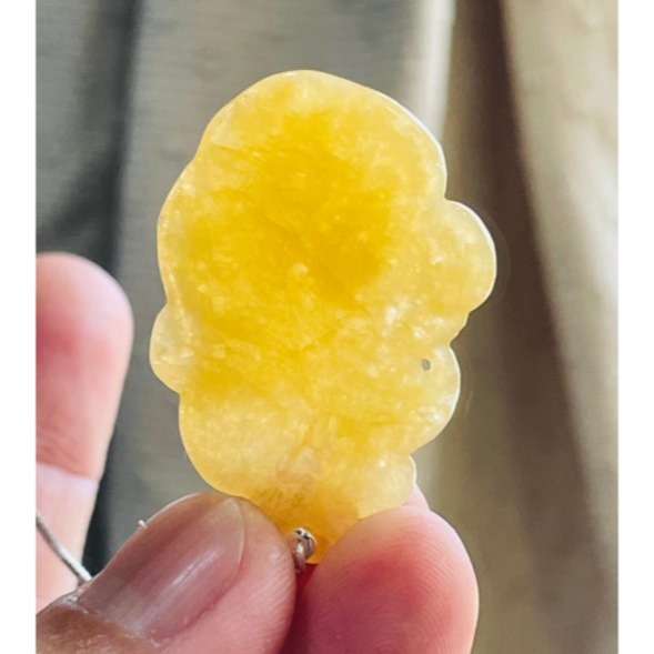 天然A貨緬甸玉 溫潤橙黃滿色黃金九尾狐狸翡翠玉墜 色滿勻稱 油亮成色飽和 不大配帶無壓力-細節圖7