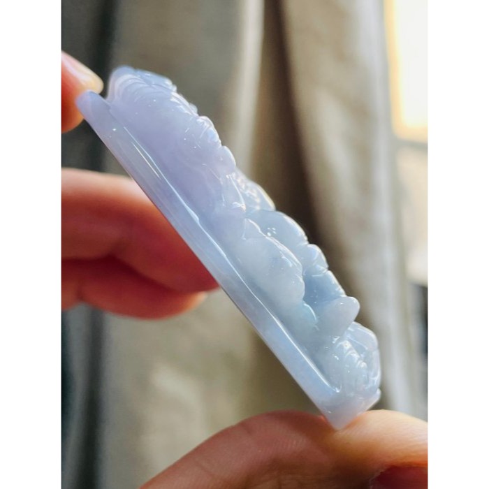 天然A貨緬甸玉 冰潤茄紫俏綠御龍羅漢濟公活佛翡翠玉牌 厚庄透光滿藍紫底色 茄紫陽綠添彩 一刀切方正牌型-細節圖4