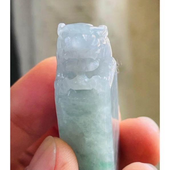 天然A貨緬甸玉 冰潤烏雞綠手工雕招財貔貅翡翠印章/私章/方印 灰烏雞底帶冰冰陽綠-細節圖6