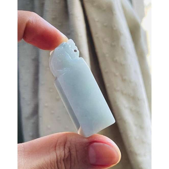 天然A貨緬甸玉 細潤藍綠手工雕招財納福貔貅翡翠印章/私章/方印 光滑細肉 勻稱滿底色 手捧元寶-細節圖8