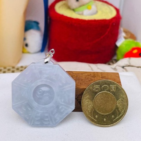天然A貨緬甸玉 白冰太極八卦翡翠玉墜 冰冰乾淨透粉感 厚度足透手影好水頭-細節圖2