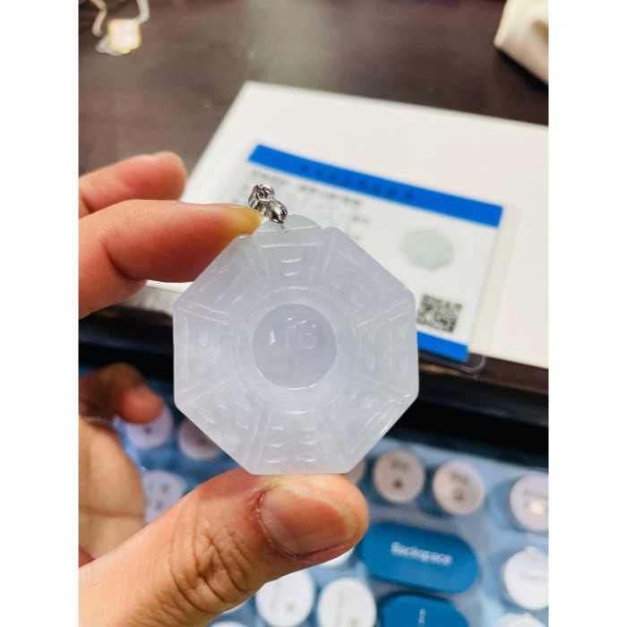 天然A貨緬甸玉 白冰太極八卦翡翠玉墜 冰冰乾淨透粉感 厚度足透手影好水頭-細節圖10