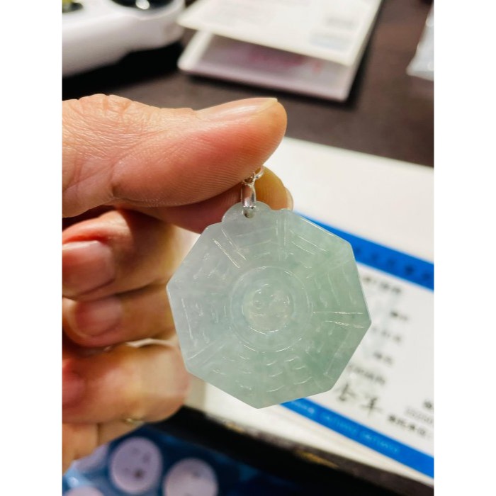 天然A貨緬甸玉 冰晴綠太極小八卦翡翠玉墜 起冰晶透滿綠好水頭 大小配戴無壓力-細節圖10